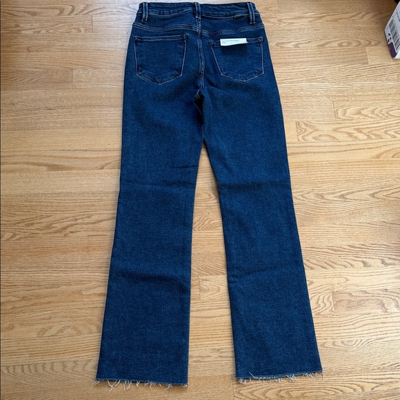 High Rise Blue Jeans - Picture 6 of 6